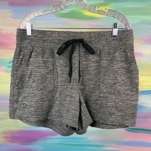 Amazon Essentials Athletic Yoga Shorts
